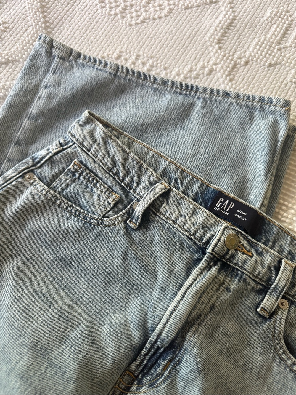 GAP Pale Blue Baggy Jeans NWOT size 8/29